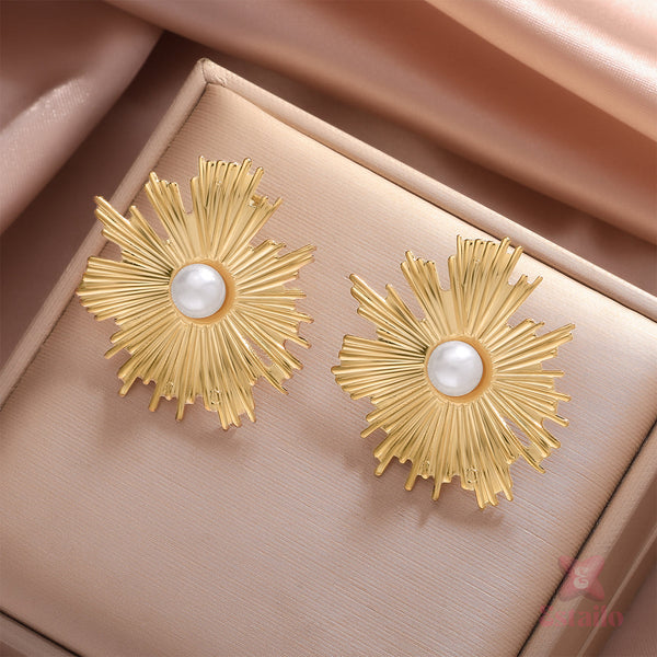 Eternal Sunshine Floral Stud Earring